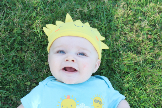 Teething Signs to Look out for and Top Tips for Teething Tots