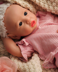 Nora - 16" Full Silicone Reborn Baby Dolls Baby-full lips Newborn Girl with Cute Mouth and Pliable And Authentic Little Feet