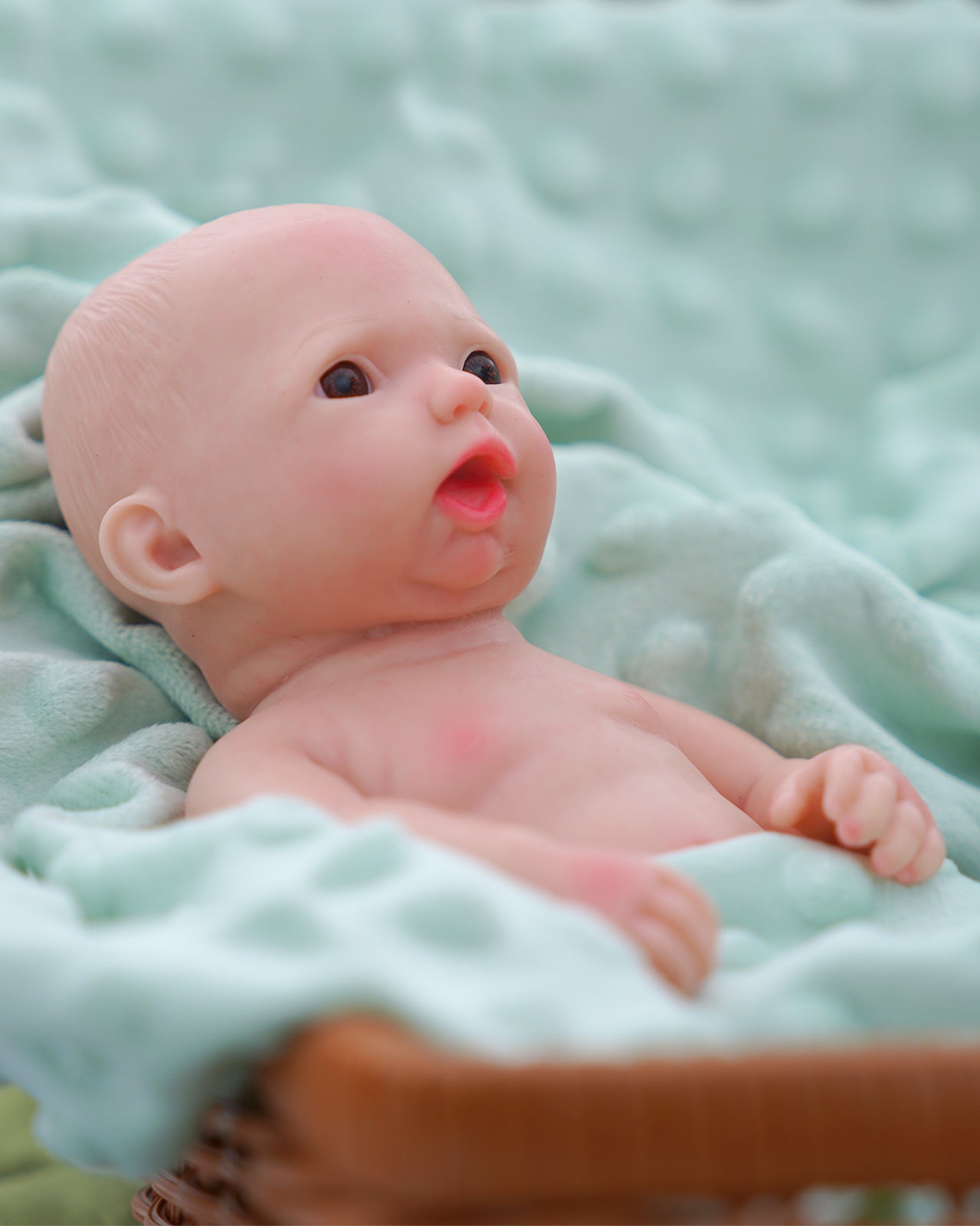 Kelly - 8" Full Silicone Reborn Baby Dolls Humid Pouty Mouth Newborn Girl with Elastic and Smooth Body